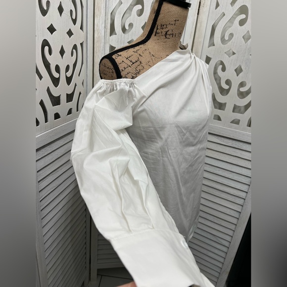 Commense White Asymmetrical Off Shoulder Blouse - Picture 10 of 11